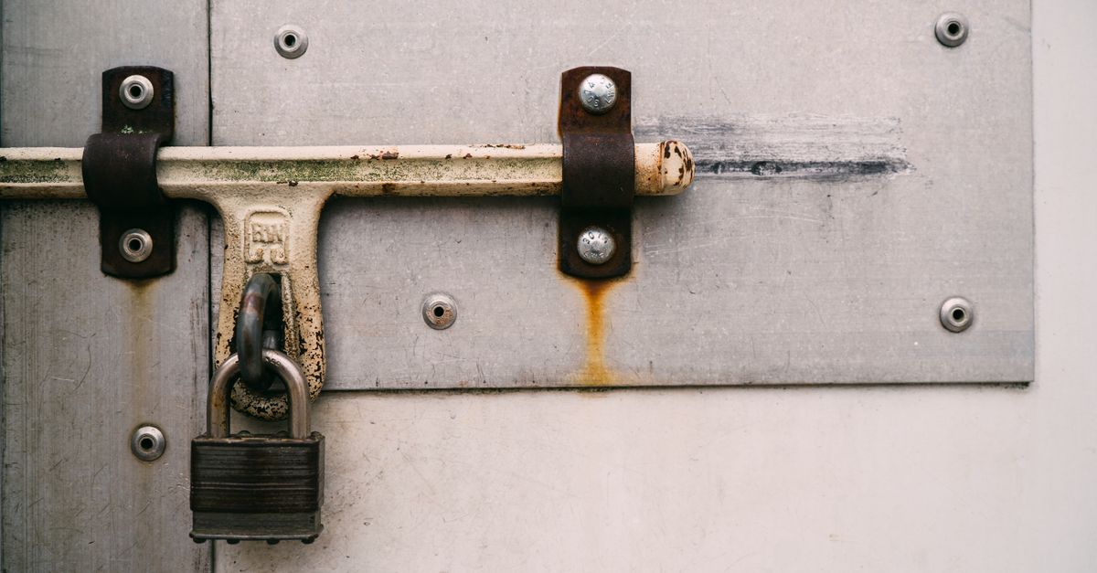 Locked Out in Elkins Park (19027)? Steps to Take Before You Call a Locksmith — Elkins Park Locksmith
