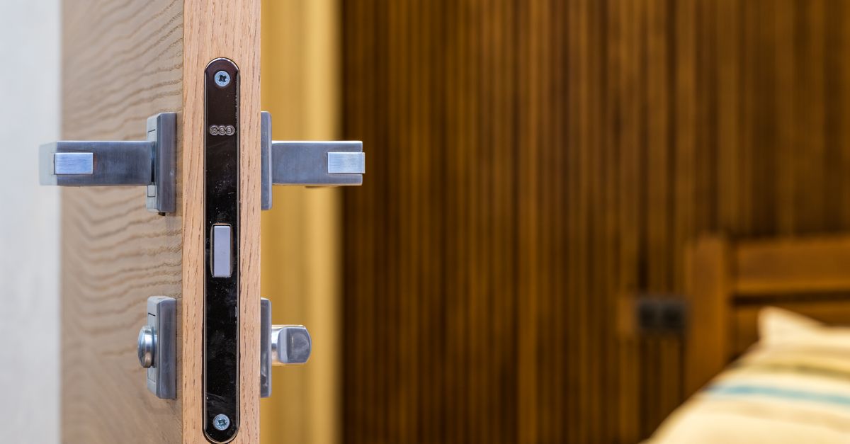 door security hardware — Elkins Park Locksmith